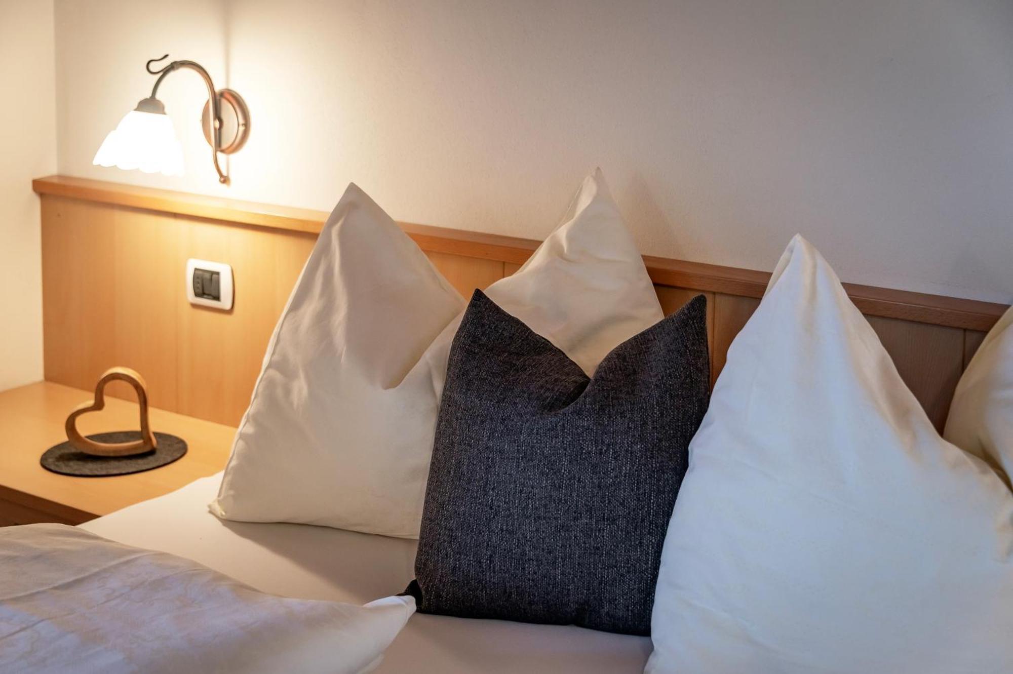Trinnerhof- Hof Chalets Und Obsthof Mit Zimmer Natz-Schabs Экстерьер фото